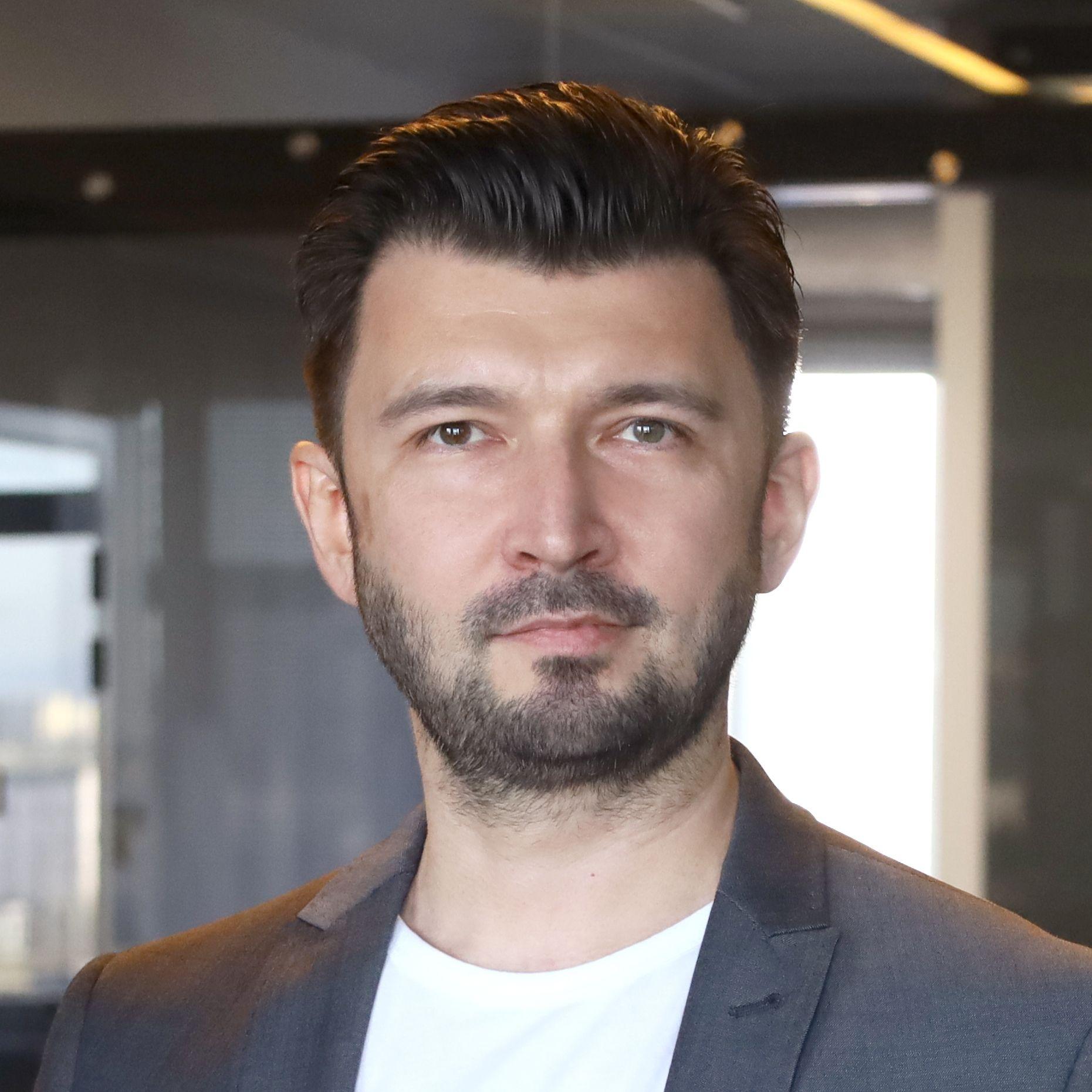 Кустов Денис Викторович